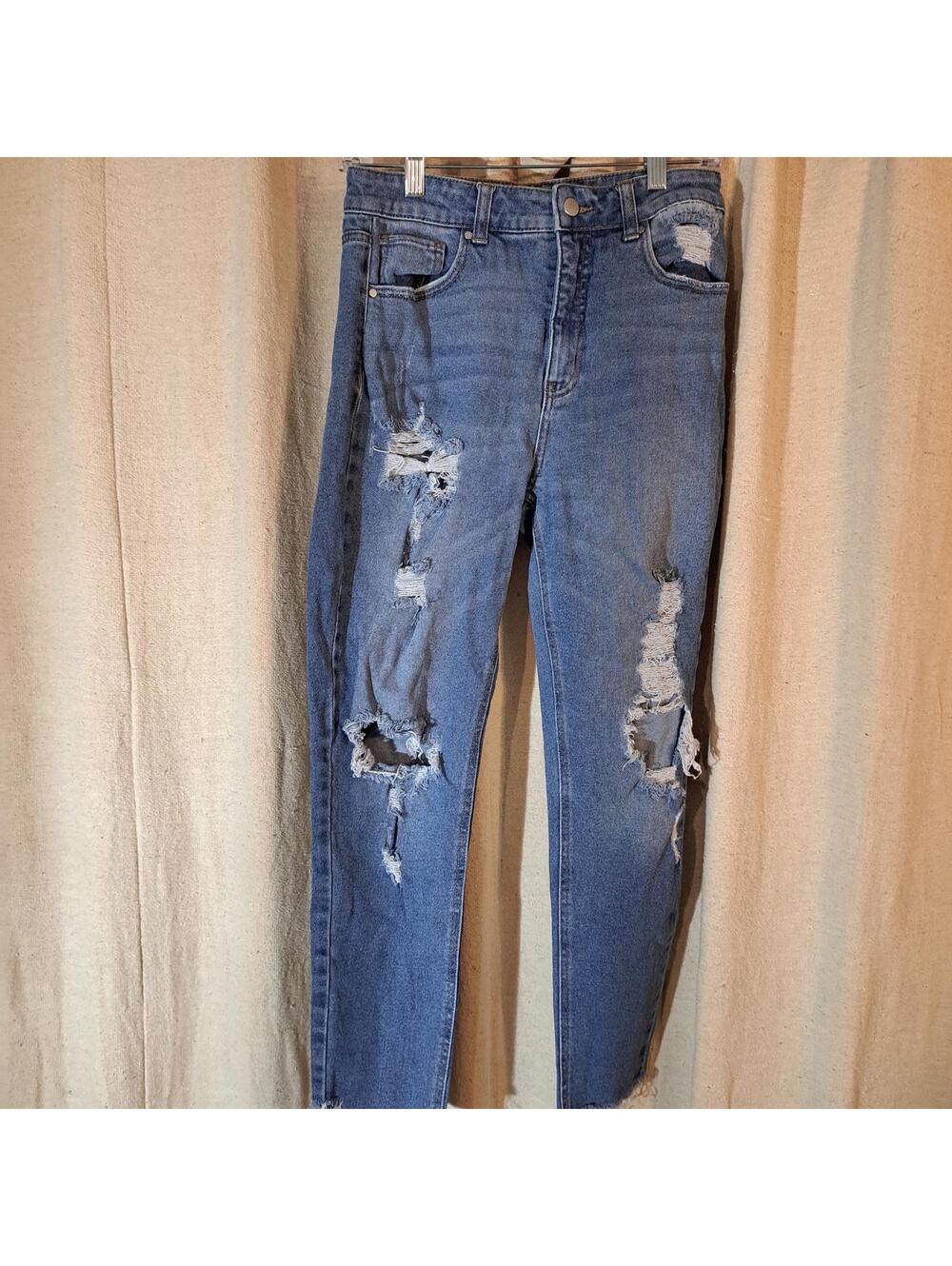 Insel Town Distressed Blue Denim Jeans